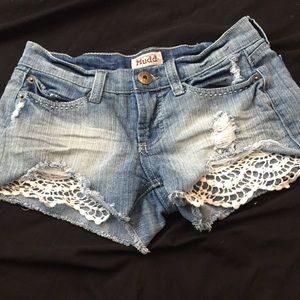 MUDD DISTRESSED LACE SHORTS EUC LIKE NEW SIZE 3